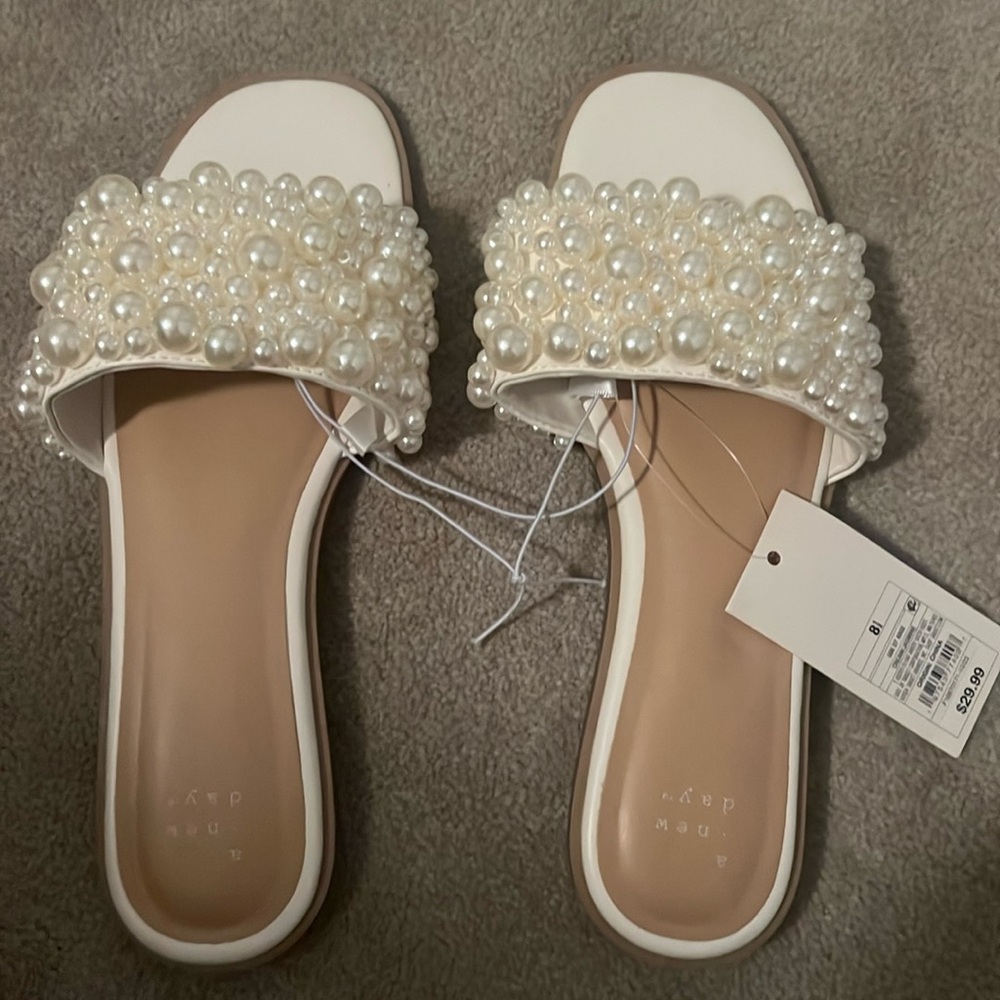 A New Day never worn pearl slides!